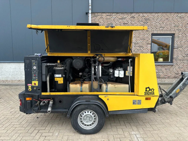 Kaeser M122 Deutz 11.1 m3 / min 10 Bar 83 kW Mobiele Diesel Compressor - Kompresor za vazduh: slika 2 Kaeser M122 Deutz 11.1 m3 / min 10 Bar 83 kW Mobiele Diesel Compressor - Kompresor za vazduh: slika 2