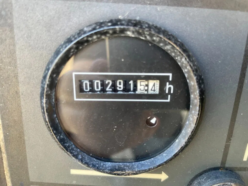 Kaeser M27 Kubota 2,7 m3 / min 7 Bar 18 kW Mobiele Silent Diesel Compressor - Kompresor za vazduh: slika 5 Kaeser M27 Kubota 2,7 m3 / min 7 Bar 18 kW Mobiele Silent Diesel Compressor - Kompresor za vazduh: slika 5