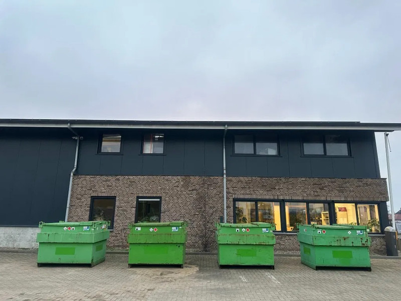 Kiwa IBC Steenbergen 2000 liter Dieseltank met handpomp Milieutank - Rezervoar za skladištenje: slika 3 Kiwa IBC Steenbergen 2000 liter Dieseltank met handpomp Milieutank - Rezervoar za skladištenje: slika 3