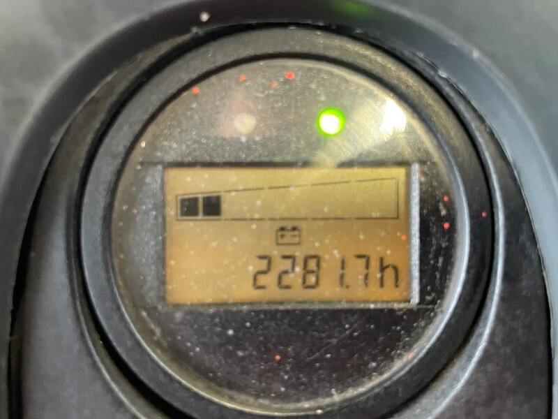 Slagač Linde D08 Stapelaar 1.8 ton 210 cm Hefhoogte Stapelaar: slika 11 Slagač Linde D08 Stapelaar 1.8 ton 210 cm Hefhoogte Stapelaar: slika 11