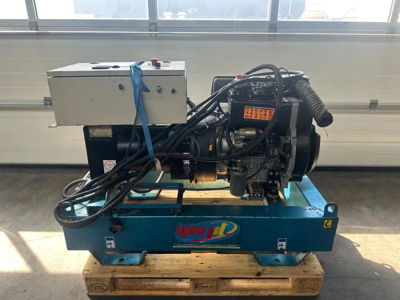 Lombardini 9LD 561-2 Mecc Alte Spa 16 kVA generatorset - Set generatora: slika 1 Lombardini 9LD 561-2 Mecc Alte Spa 16 kVA generatorset - Set generatora: slika 1