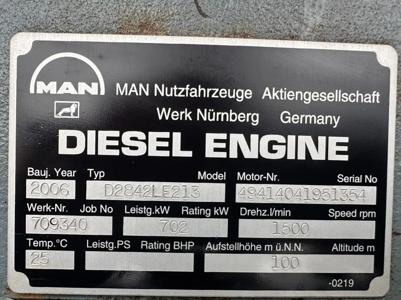 MAN MAN D2842 LE 213 met Leroy Somer 800 kVA Silent generatorset as New ! 410 hours ! - Set generatora: slika 3 MAN MAN D2842 LE 213 met Leroy Somer 800 kVA Silent generatorset as New ! 410 hours ! - Set generatora: slika 3