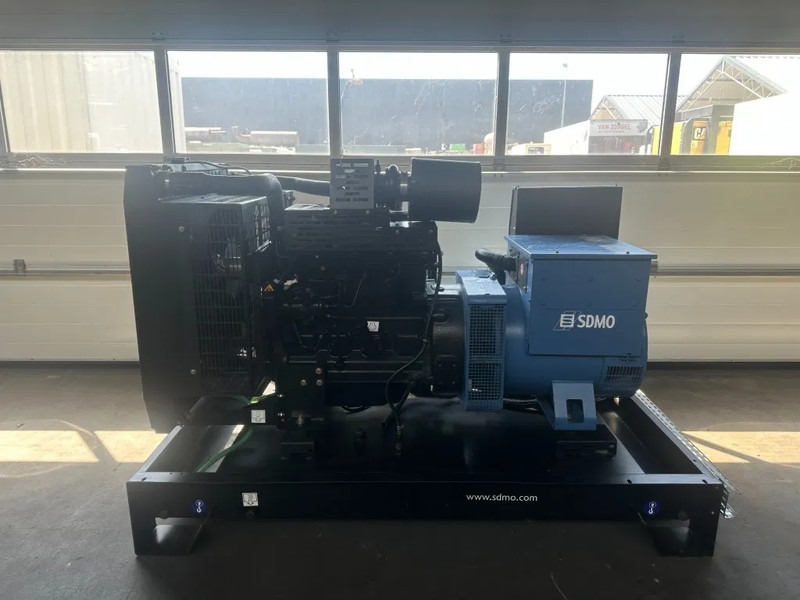 SDMO JS100K John Deere Leroy Somer 100 kVA generatorset - Set generatora: slika 3 SDMO JS100K John Deere Leroy Somer 100 kVA generatorset - Set generatora: slika 3