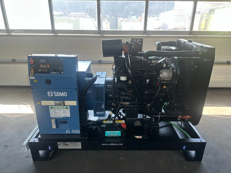 SDMO JS100K John Deere Leroy Somer 100 kVA generatorset - Set generatora: slika 1 SDMO JS100K John Deere Leroy Somer 100 kVA generatorset - Set generatora: slika 1