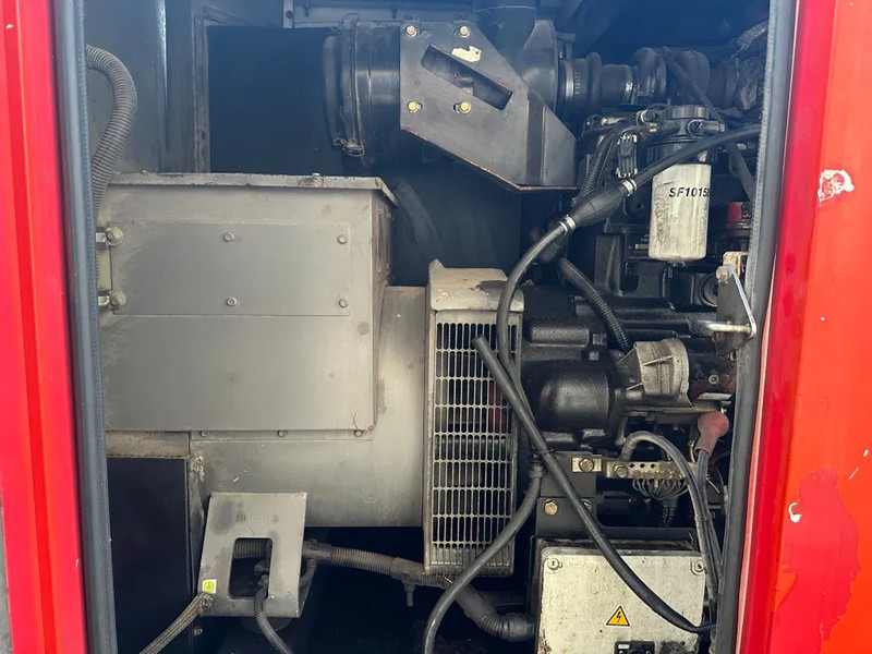 Set generatora SDMO R110 C3 John Deere Leroy Somer 110 kVA Silent Rental generatorset Stage 3A: slika 14