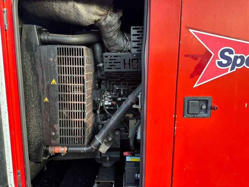 Set generatora SDMO R110 C3 John Deere Leroy Somer 110 kVA Silent Rental generatorset Stage 3A: slika 10