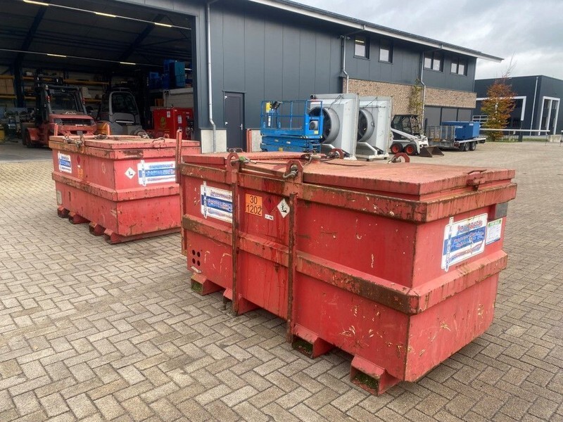 Tolsma Kiwa IBC 1000 liter dieseltank met handpomp - Rezervoar za skladištenje: slika 2 Tolsma Kiwa IBC 1000 liter dieseltank met handpomp - Rezervoar za skladištenje: slika 2