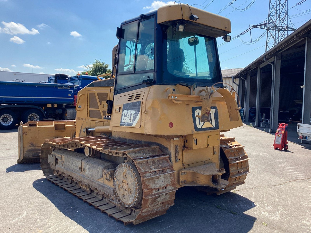 CAT D6K XL 6-Wege Schild 3,0m LW60% Klima - Buldožer: slika 3 CAT D6K XL 6-Wege Schild 3,0m LW60% Klima - Buldožer: slika 3