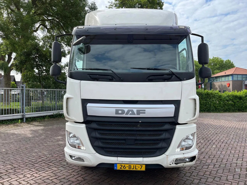 DAF CF 260 CF 260 FA CHASSIS CABINE EURO 6 - Kamion sa golom šasijom i zatvorenom kabinom: slika 3 DAF CF 260 CF 260 FA CHASSIS CABINE EURO 6 - Kamion sa golom šasijom i zatvorenom kabinom: slika 3