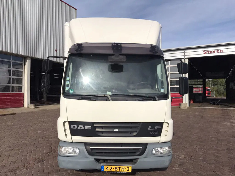 DAF LF 45 12.220 EURO 5 EEV - Kamion sa zatvorenim sandukom: slika 2 DAF LF 45 12.220 EURO 5 EEV - Kamion sa zatvorenim sandukom: slika 2