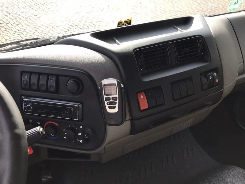 Lizing DAF LF 45 12.220 EURO 5 EEV DAF LF 45 12.220 EURO 5 EEV: slika 18