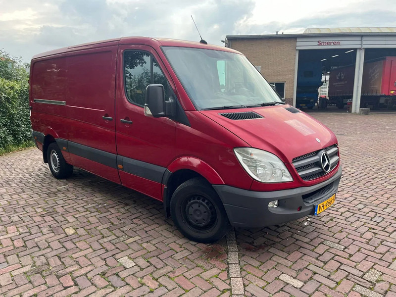 Mercedes-Benz Sprinter 313 CDI L2H1 - Furgon: slika 3 Mercedes-Benz Sprinter 313 CDI L2H1 - Furgon: slika 3