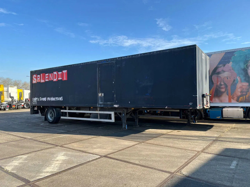 Netam-Fruehauf ONCRK 22110 - Poluprikolica sa zatvorenim sandukom: slika 2 Netam-Fruehauf ONCRK 22110 - Poluprikolica sa zatvorenim sandukom: slika 2