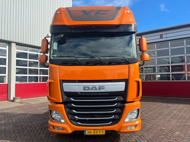 DAF XF 460 FT EURO 6 - Tegljač: slika 2 DAF XF 460 FT EURO 6 - Tegljač: slika 2