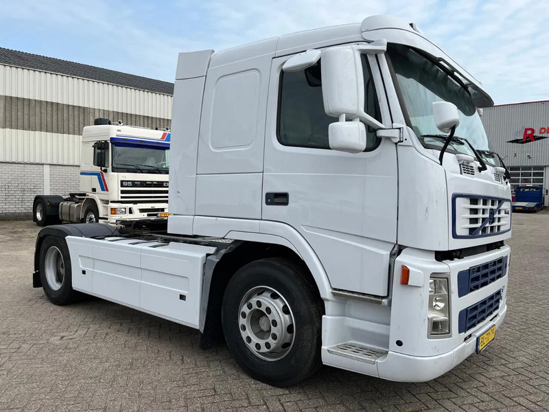 Volvo FM 9 MOTOR DEFECT (motor start wel maar kan niet rijden) - Tegljač: slika 5 Volvo FM 9 MOTOR DEFECT (motor start wel maar kan niet rijden) - Tegljač: slika 5