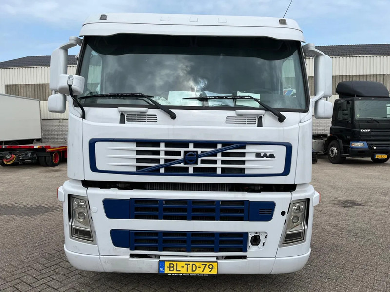 Volvo FM 9 MOTOR DEFECT (motor start wel maar kan niet rijden) - Tegljač: slika 3 Volvo FM 9 MOTOR DEFECT (motor start wel maar kan niet rijden) - Tegljač: slika 3