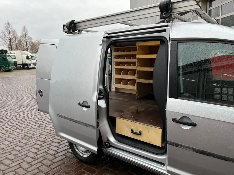 Mali kombi Volkswagen Caddy: slika 9