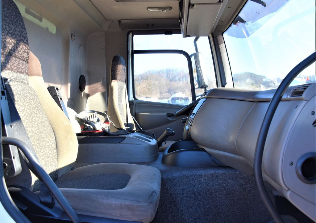 Kamion sa dizalicom, Kamion sa tovarnim sandukom DAF CF 75.360 Pritsche 7,95 m + KRAN / FUNK * 6x4: slika 11