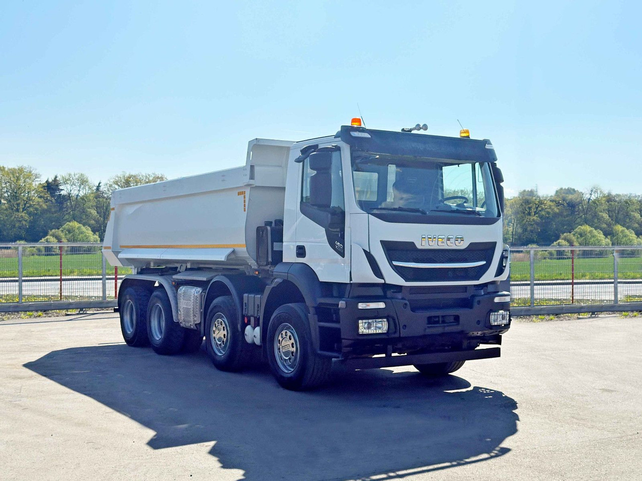 Iveco STRALIS X - WAY 460 * KIPPER * 8x4 * TOPZUSTAND - Istovarivač: slika 1 Iveco STRALIS X - WAY 460 * KIPPER * 8x4 * TOPZUSTAND - Istovarivač: slika 1