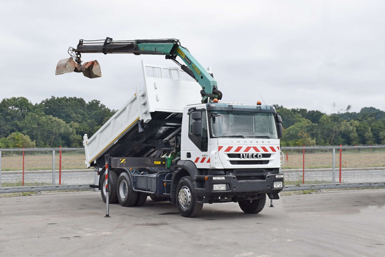 Iveco TRAKKER 360 * Kipper 5,20m* PK 16502 / FUNK*6x4 - Kamion sa dizalicom: slika 2 Iveco TRAKKER 360 * Kipper 5,20m* PK 16502 / FUNK*6x4 - Kamion sa dizalicom: slika 2