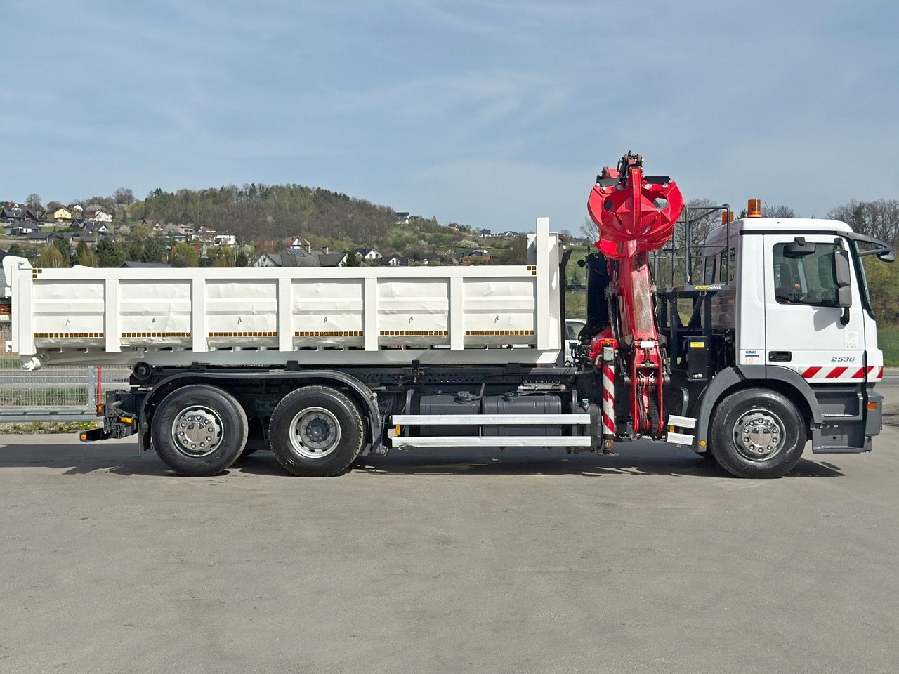 Kamion sa hidrauličnom kukom Mercedes-Benz ACTROS 2536 * Abrollkipper  + EPSILON Q150Z82: slika 7 Kamion sa hidrauličnom kukom Mercedes-Benz ACTROS 2536 * Abrollkipper  + EPSILON Q150Z82: slika 7
