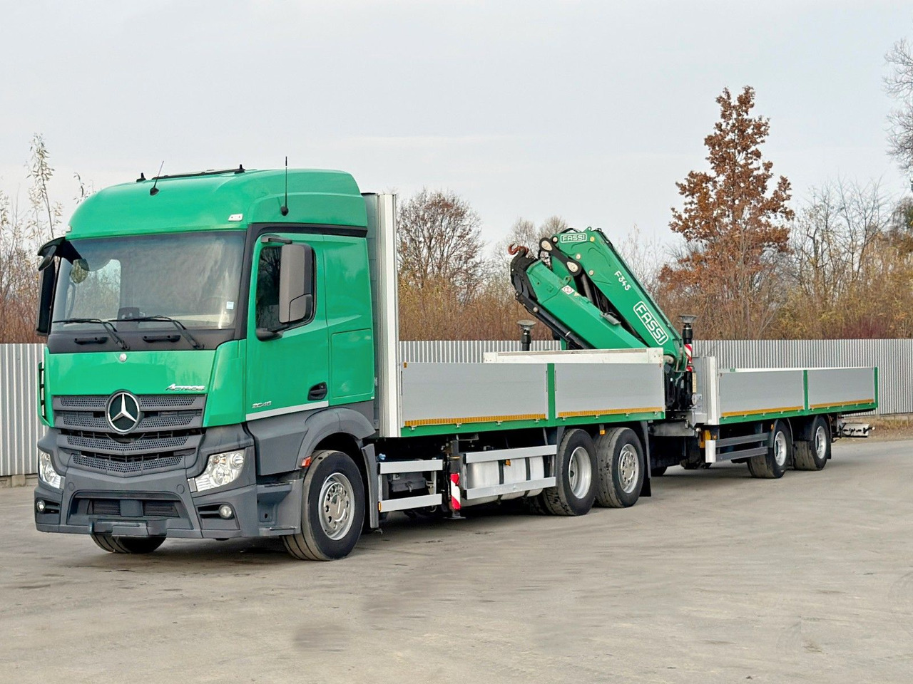 Mercedes-Benz ACTROS 264 * FASSI F 345.24 + FUNK + Anhänger - Kamion sa dizalicom: slika 4 Mercedes-Benz ACTROS 264 * FASSI F 345.24 + FUNK + Anhänger - Kamion sa dizalicom: slika 4
