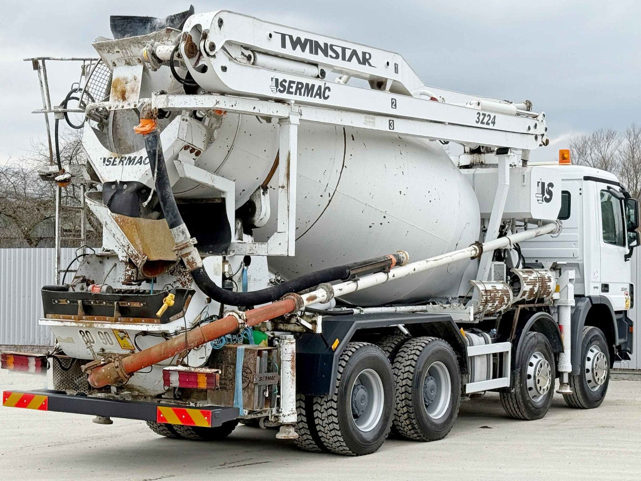 Mercedes-Benz ACTROS 3241 * Betonpumpe 24 m + FUNK / 8x4 - Auto pumpa za beton: slika 4 Mercedes-Benz ACTROS 3241 * Betonpumpe 24 m + FUNK / 8x4 - Auto pumpa za beton: slika 4