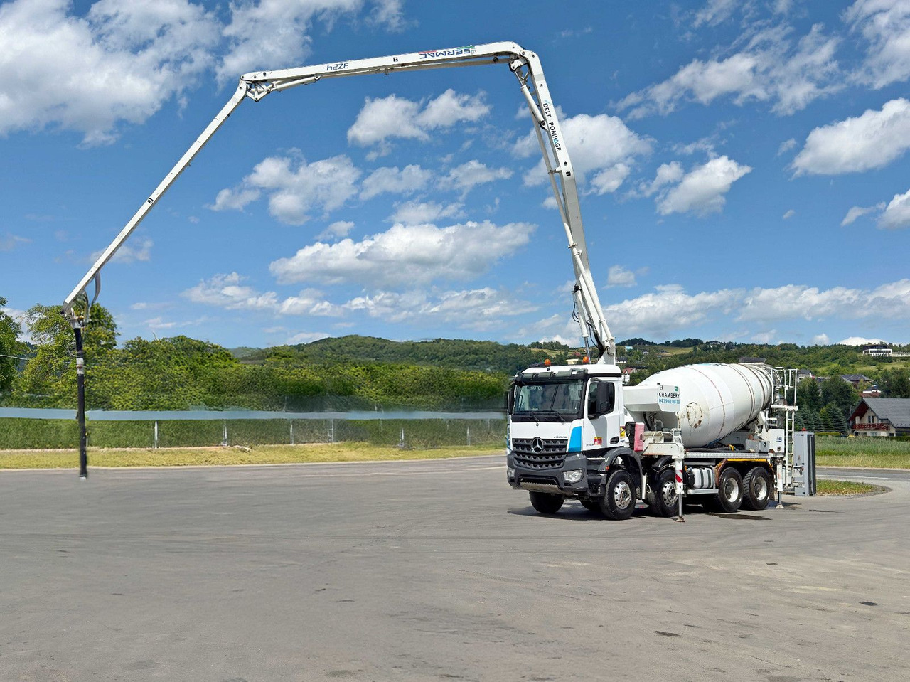Mercedes-Benz AROCS 3743 * Betonpumpe + FUNK * 8x4 * TOP - Auto pumpa za beton: slika 4 Mercedes-Benz AROCS 3743 * Betonpumpe + FUNK * 8x4 * TOP - Auto pumpa za beton: slika 4