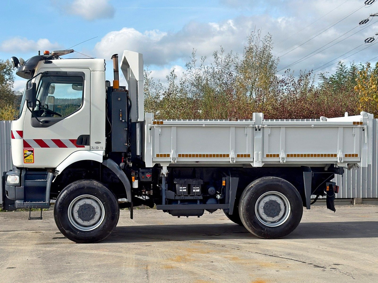 Renault MIDLUM 210 DCI* KIPPER 3,60m * 4x4 - Istovarivač: slika 5 Renault MIDLUM 210 DCI* KIPPER 3,60m * 4x4 - Istovarivač: slika 5