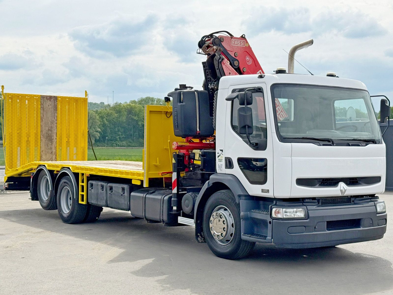 Renault PREMIUM 320 * FASSI F240B.22 + FUNK* TOP - Šlep vozilo: slika 3 Renault PREMIUM 320 * FASSI F240B.22 + FUNK* TOP - Šlep vozilo: slika 3