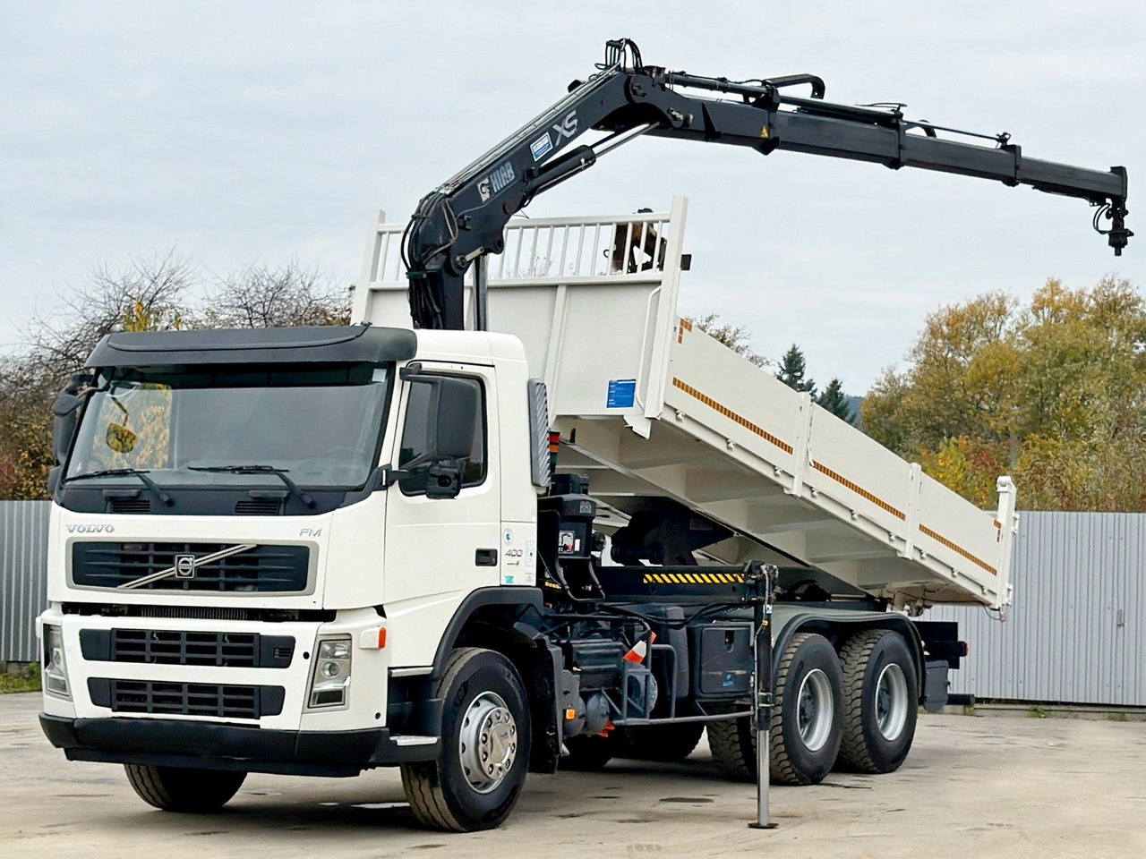 Volvo FM 400 Kipper 6,20m * HIAB 144 B-3 HIDUO* 6x4 - Kamion sa dizalicom: slika 2 Volvo FM 400 Kipper 6,20m * HIAB 144 B-3 HIDUO* 6x4 - Kamion sa dizalicom: slika 2