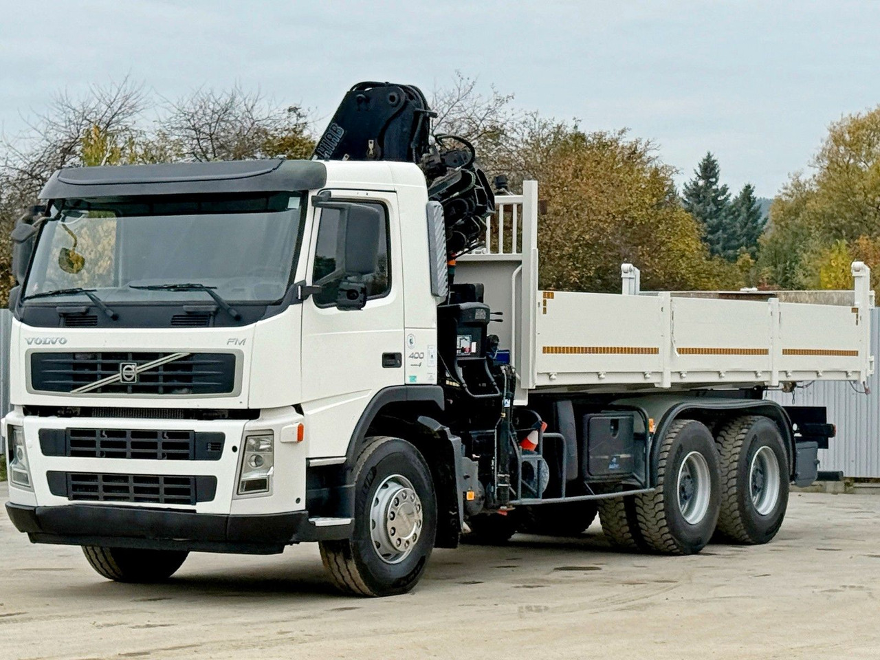 Volvo FM 400 Kipper 6,20m * HIAB 144 B-3 HIDUO* 6x4 - Kamion sa dizalicom: slika 4 Volvo FM 400 Kipper 6,20m * HIAB 144 B-3 HIDUO* 6x4 - Kamion sa dizalicom: slika 4