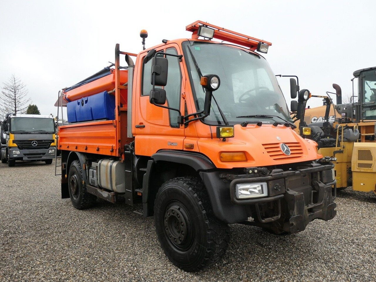 Mercedes-Benz Unimog U500 - Vozilo za čišćenje snega: slika 4 Mercedes-Benz Unimog U500 - Vozilo za čišćenje snega: slika 4