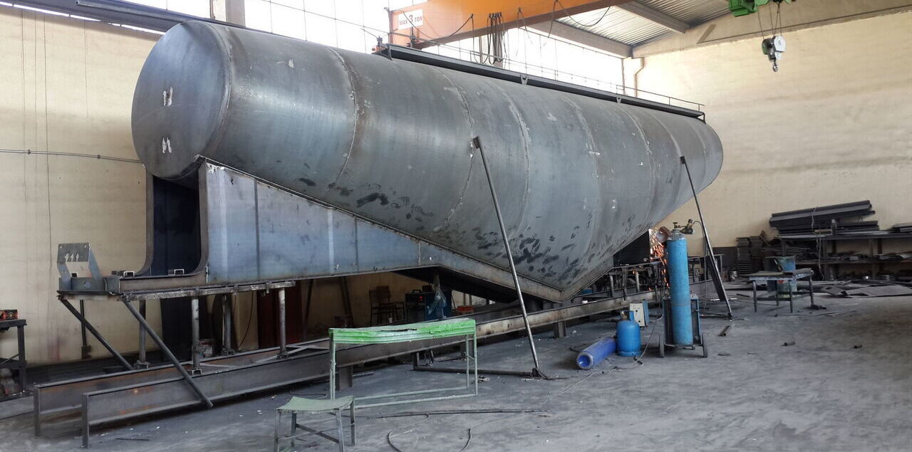 LIDER 2024 NEW 80 TONS CAPACITY FROM MANUFACTURER READY IN STOCK - Poluprikolica cisterna: slika 3 LIDER 2024 NEW 80 TONS CAPACITY FROM MANUFACTURER READY IN STOCK - Poluprikolica cisterna: slika 3