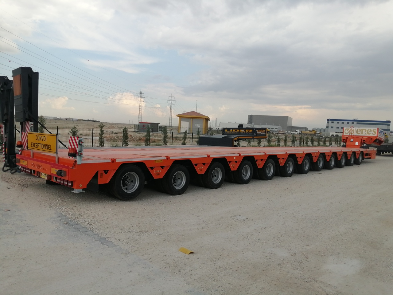 Novu Niska poluprikolica za prevoz LIDER 2025 Model 200 TONS CAPACITY New Productions Directly From Manufacture: slika 14