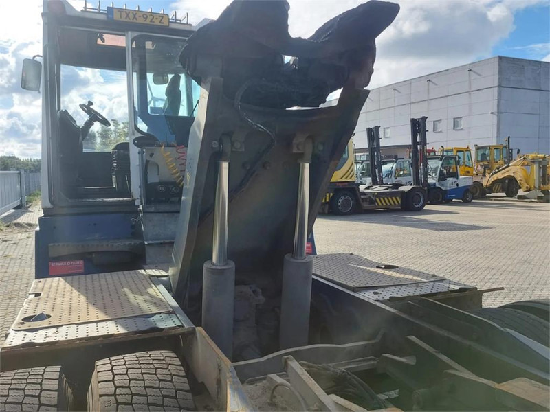 Lizing Terberg RT283 4x4 Terberg RT283 4x4: slika 9 Lizing Terberg RT283 4x4 Terberg RT283 4x4: slika 9