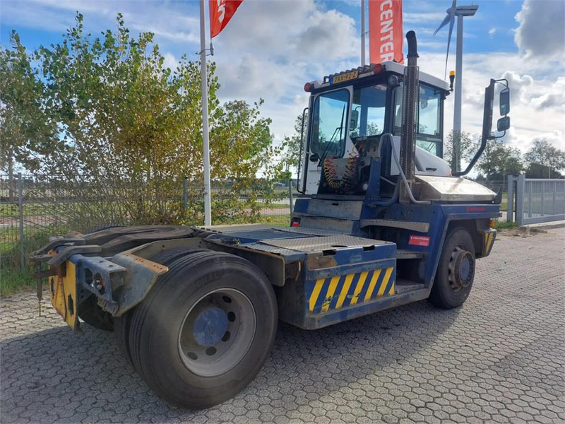 Lizing Terberg RT283 4x4 Terberg RT283 4x4: slika 6 Lizing Terberg RT283 4x4 Terberg RT283 4x4: slika 6