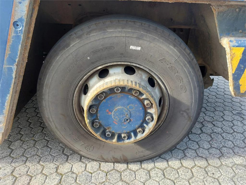 Lizing Terberg RT283 4x4 Terberg RT283 4x4: slika 13 Lizing Terberg RT283 4x4 Terberg RT283 4x4: slika 13