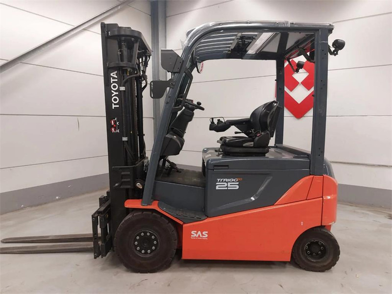 Toyota 8FBMKT25 - Električni viljuškar: slika 2 Toyota 8FBMKT25 - Električni viljuškar: slika 2