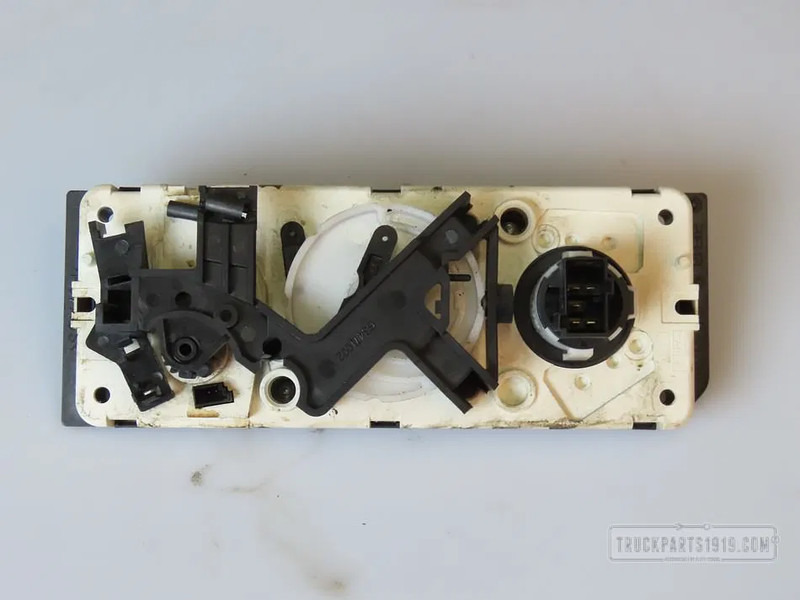 DAF 1935428 Kachelbediening ATC DAF - Grejanje/ Ventilacija za Kamion: slika 2 DAF 1935428 Kachelbediening ATC DAF - Grejanje/ Ventilacija za Kamion: slika 2