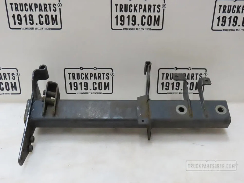 DAF 2108474 Spatscherm steun Li. - Karoserija i eksterijer za Kamion: slika 1 DAF 2108474 Spatscherm steun Li. - Karoserija i eksterijer za Kamion: slika 1