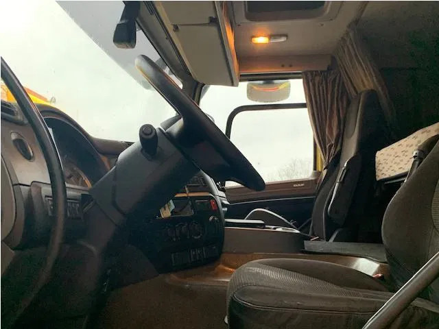 DAF CF Sleeper Cab L2 H1 Euro6 - Kabina i enterijer za Kamion: slika 5 DAF CF Sleeper Cab L2 H1 Euro6 - Kabina i enterijer za Kamion: slika 5