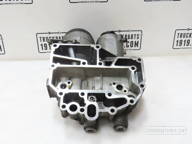 MAN 51.05000-7040 D2066 Oliekoeler - Motor i delovi za Kamion: slika 2 MAN 51.05000-7040 D2066 Oliekoeler - Motor i delovi za Kamion: slika 2