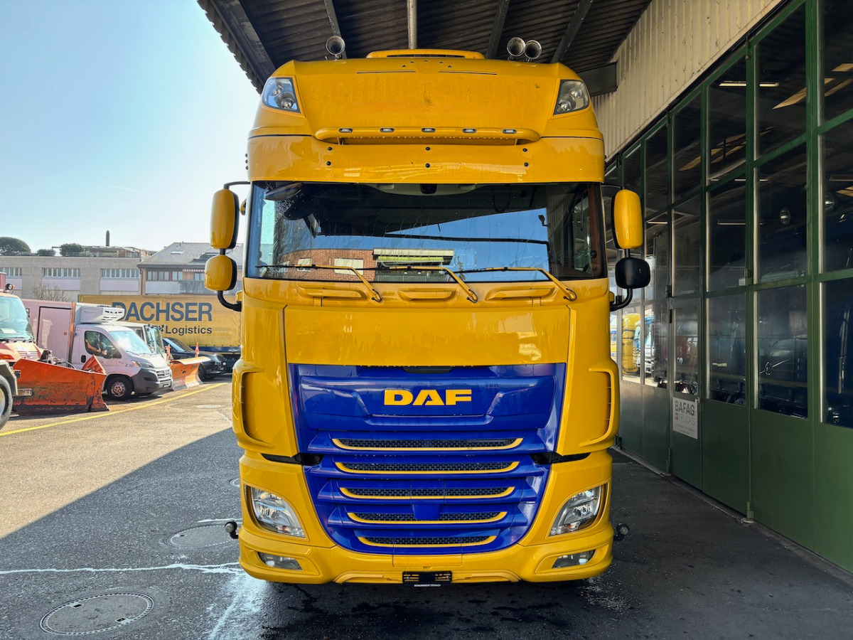 DAF FAN XF 530 LD Jumbo - Kamion sa ceradom: slika 3 DAF FAN XF 530 LD Jumbo - Kamion sa ceradom: slika 3