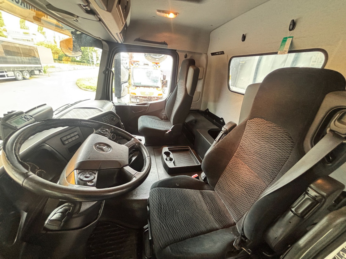 MERCEDES Arocs 3251 - Istovarivač: slika 4 MERCEDES Arocs 3251 - Istovarivač: slika 4