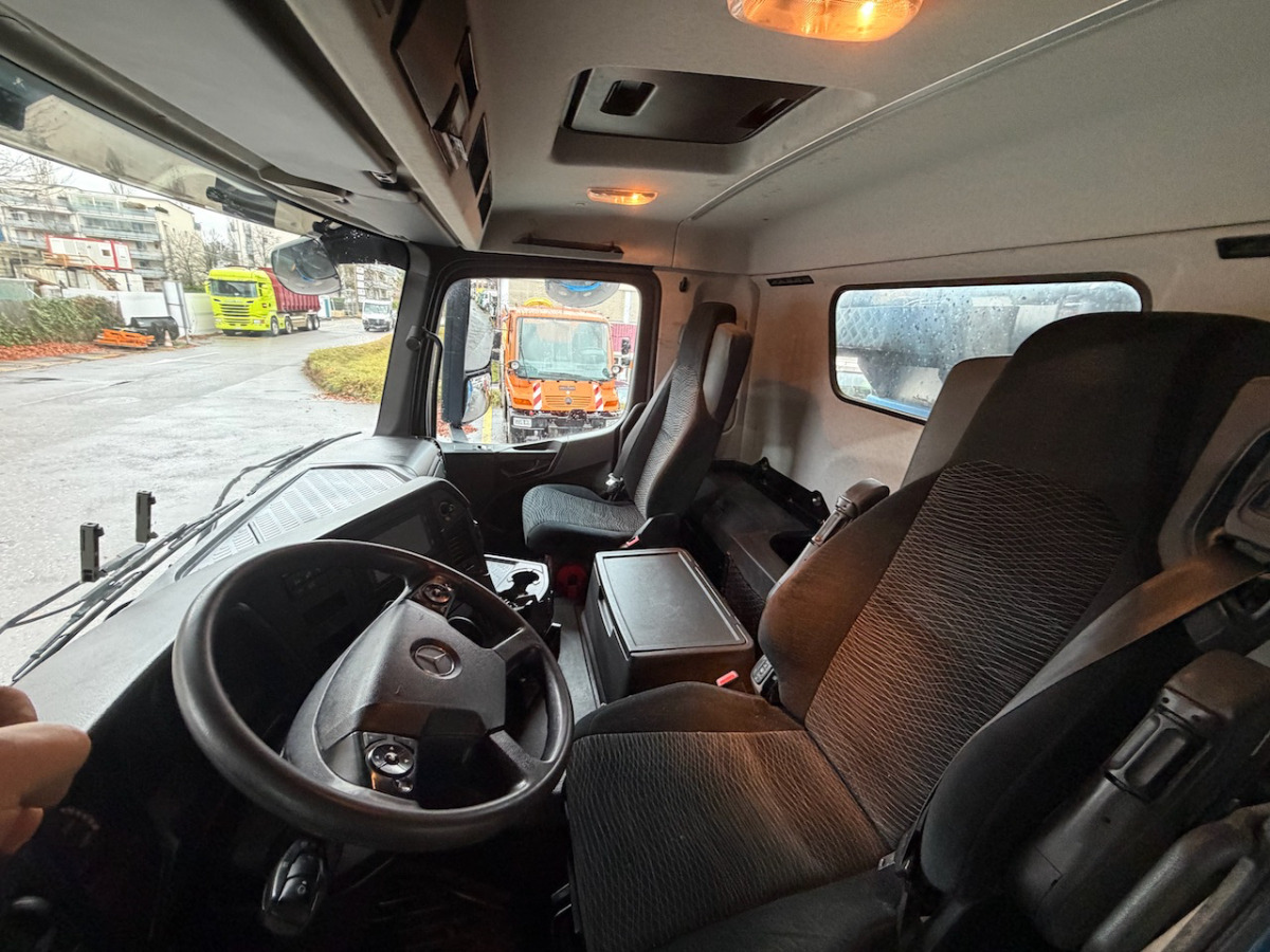 MERCEDES Arocs 4451 - Istovarivač: slika 4 MERCEDES Arocs 4451 - Istovarivač: slika 4