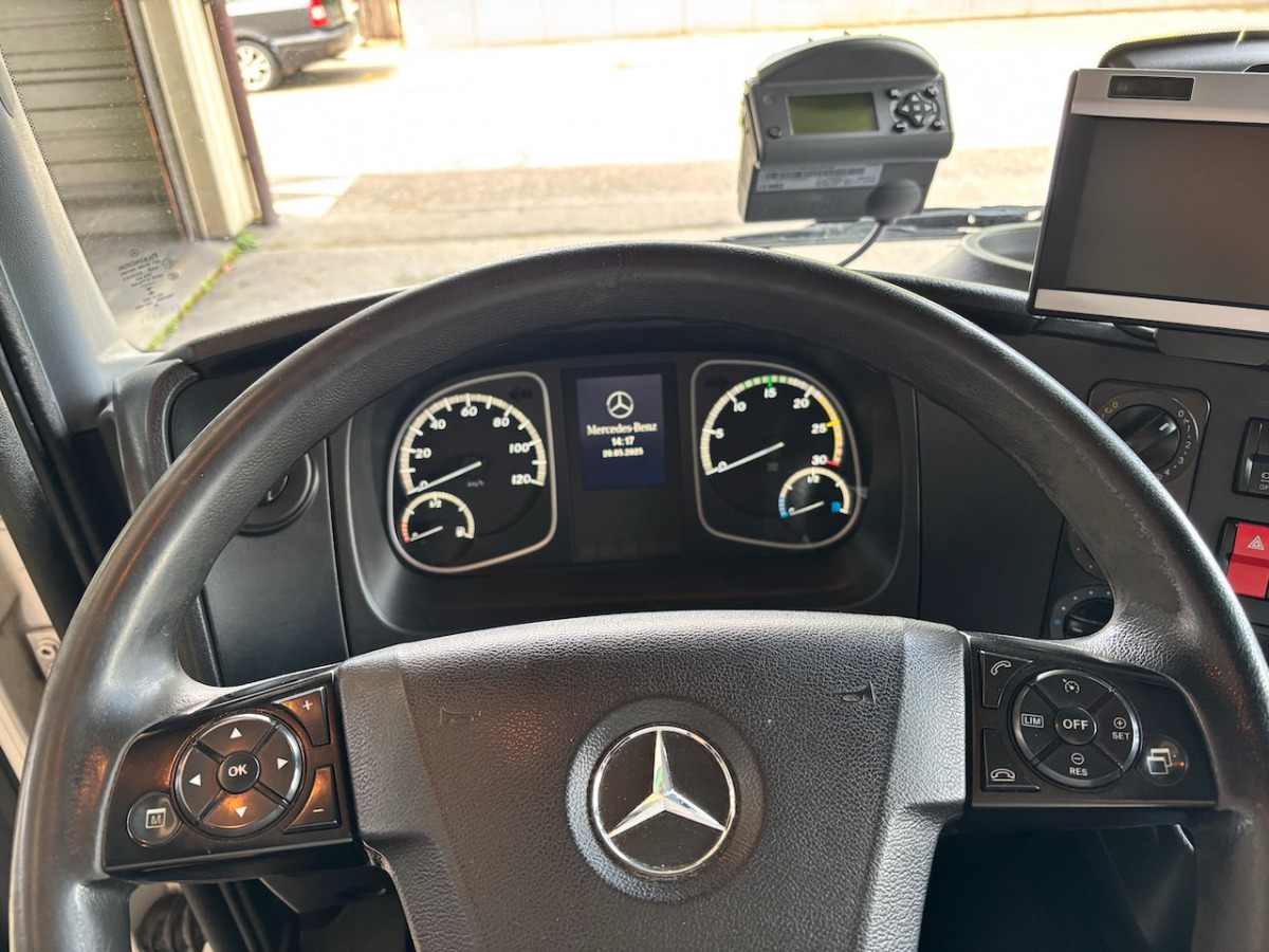 MERCEDES Atego 1530 - Kamion sa zatvorenim sandukom: slika 5 MERCEDES Atego 1530 - Kamion sa zatvorenim sandukom: slika 5