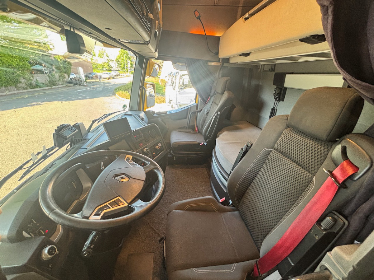 RENAULT T520 - Kamion sa zatvorenim sandukom: slika 4 RENAULT T520 - Kamion sa zatvorenim sandukom: slika 4