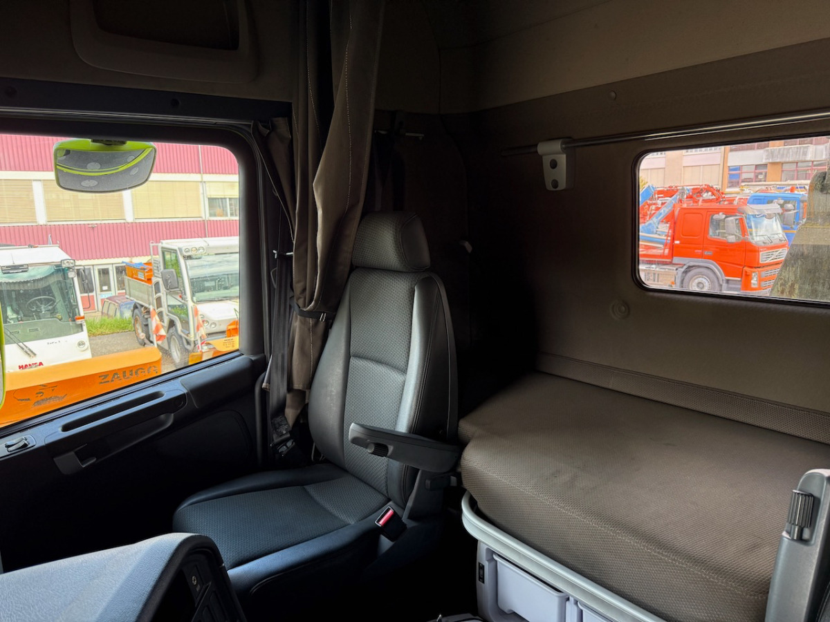 SCANIA R490 8x4 - Kamion sa hidrauličnom kukom: slika 5 SCANIA R490 8x4 - Kamion sa hidrauličnom kukom: slika 5