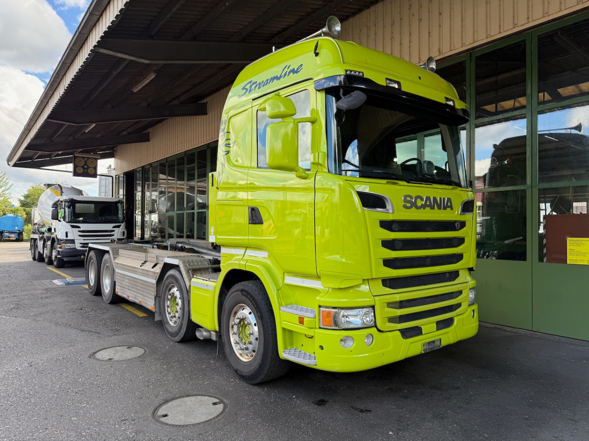 SCANIA R490 8x4 - Kamion sa hidrauličnom kukom: slika 1 SCANIA R490 8x4 - Kamion sa hidrauličnom kukom: slika 1